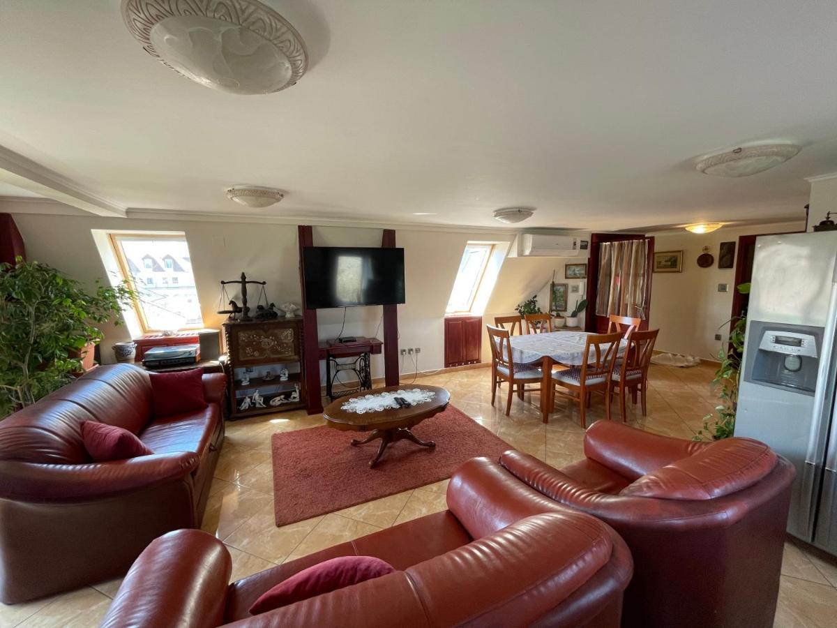 Tamas Apartman Balatonfoeldvar Sziveben- Egesz Evben Nyitva! Luaran gambar