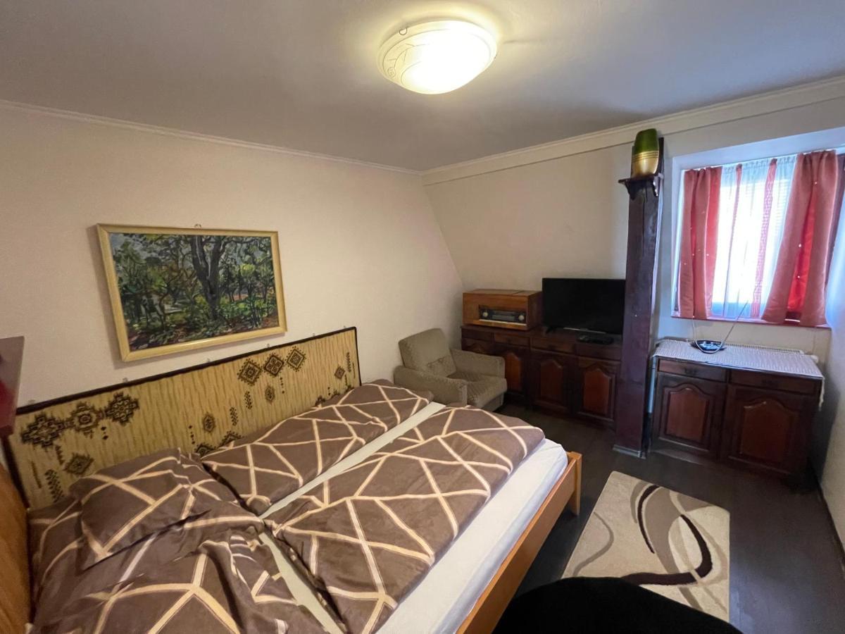 Tamas Apartman Balatonfoeldvar Sziveben- Egesz Evben Nyitva! Luaran gambar