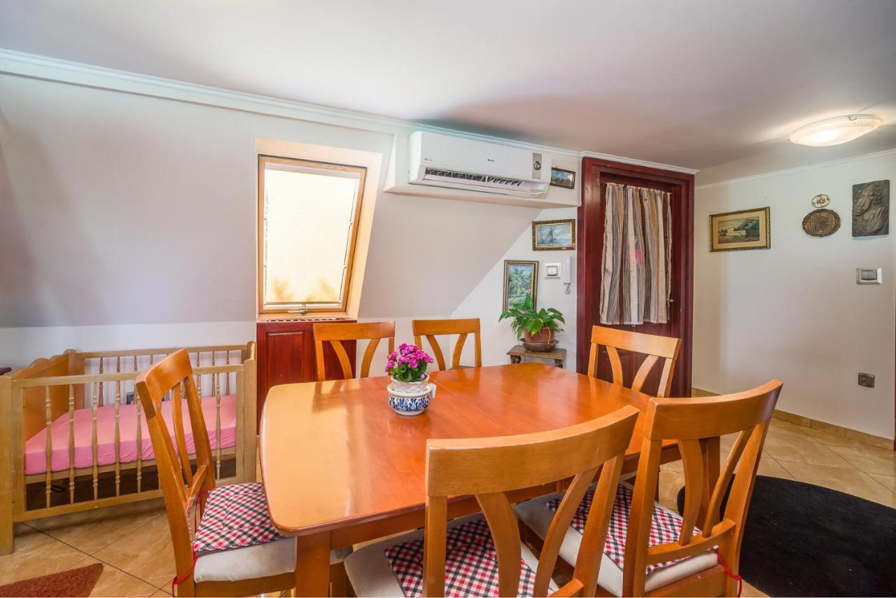 Tamas Apartman Balatonfoeldvar Sziveben- Egesz Evben Nyitva! Luaran gambar