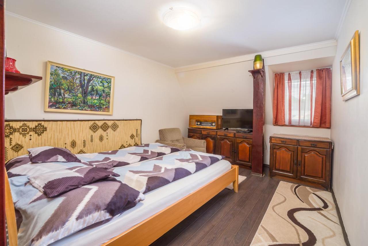 Tamas Apartman Balatonfoeldvar Sziveben- Egesz Evben Nyitva! Luaran gambar