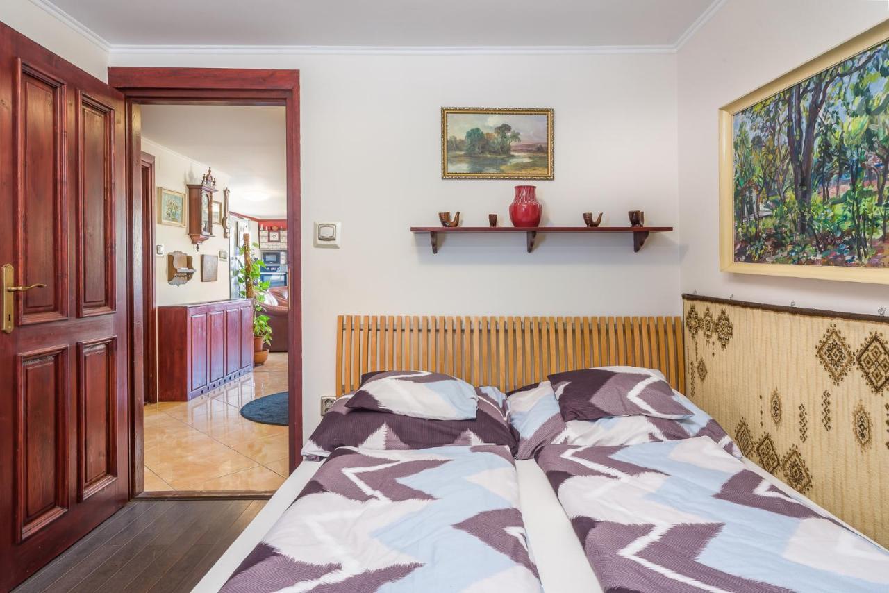 Tamas Apartman Balatonfoeldvar Sziveben- Egesz Evben Nyitva! Luaran gambar