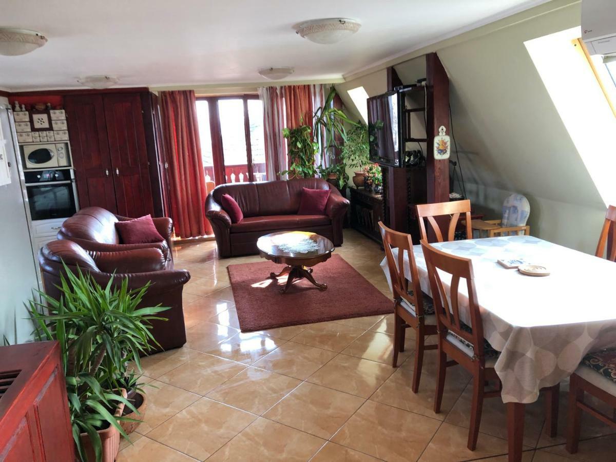 Tamas Apartman Balatonfoeldvar Sziveben- Egesz Evben Nyitva! Luaran gambar